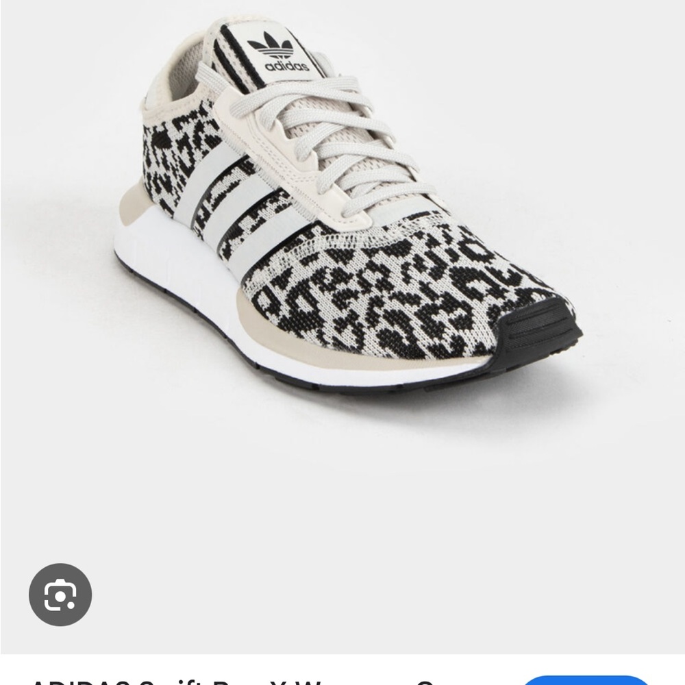 Adidas swift run leopard Women's Black and White Sneakers